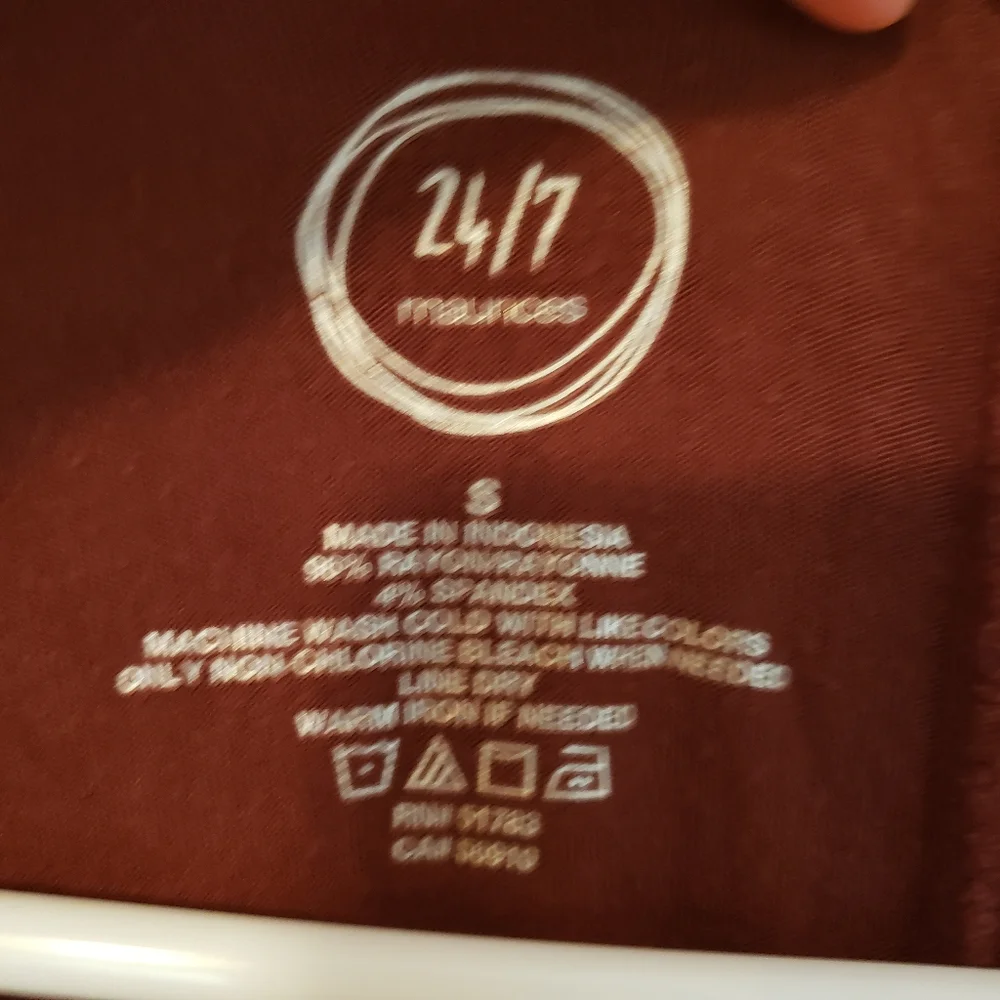 Maurices 24/7 Top - Picture 2 of 3